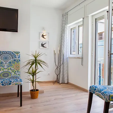 B48 - Olive Tree Street 2 Bed *