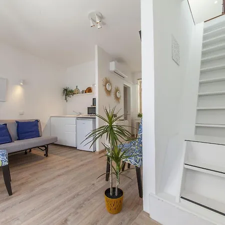 Apartamento B48 - Olive Tree Street 2 Bed Lagos