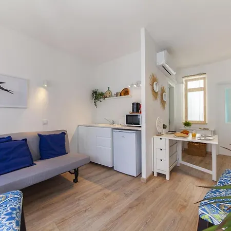 B48 - Olive Tree Street 2 Bed Apartamento *