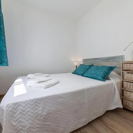 B48 - Olive Tree Street 2 Bed