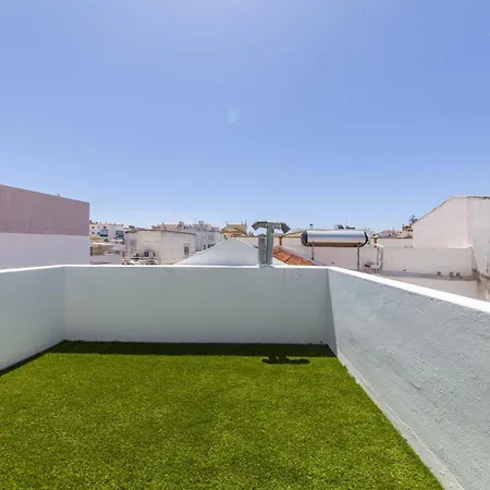 B48 - Olive Tree Street 2 Bed Apartamento *
