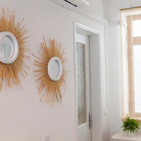 B48 - Olive Tree Street 2 Bed شقة لاغوس