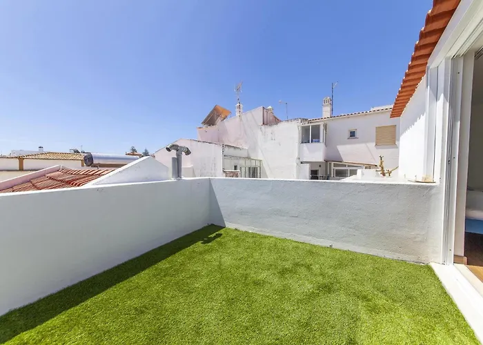 B48 - Olive Tree Street 2 Bed